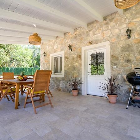 Stone House Magali Vila Sveti Jakov Exterior foto